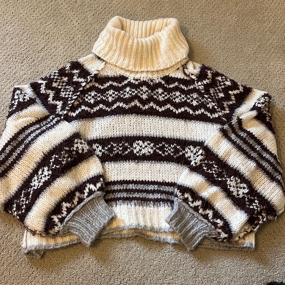 Free People Knit Turtleneck Cropped Sweater size M